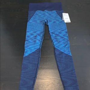 Athleta powder base layer tight